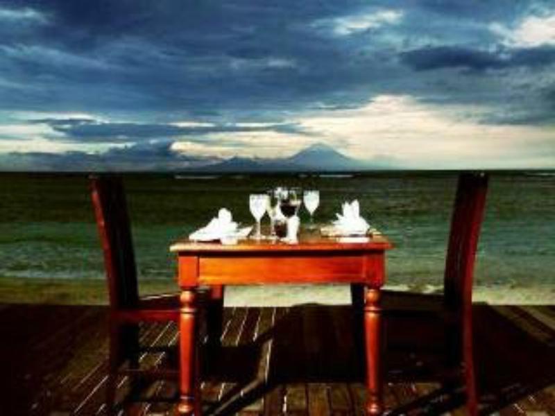 Aston Sunset Beach Resort - Τζίλι Τραγουανγκάν Εξωτερικό φωτογραφία