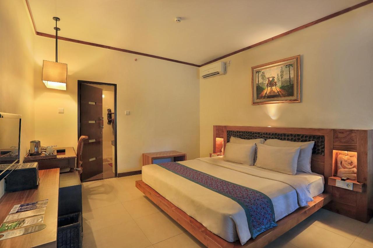 Aston Sunset Beach Resort - Τζίλι Τραγουανγκάν Εξωτερικό φωτογραφία